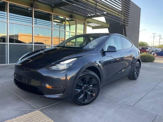 TESLA MODEL Y 2025 7SAYGDED8SF280727 image